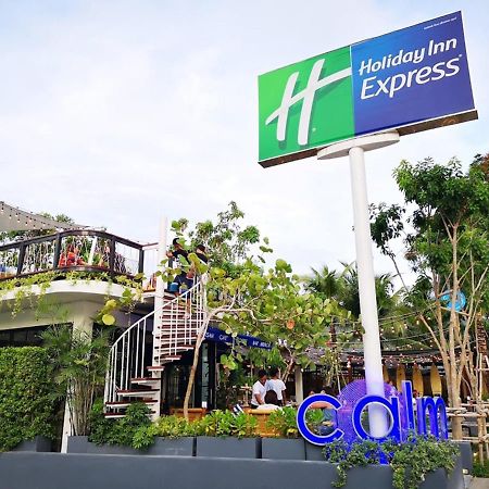 Holiday Inn Express Krabi Ao Nang Beach Esterno foto